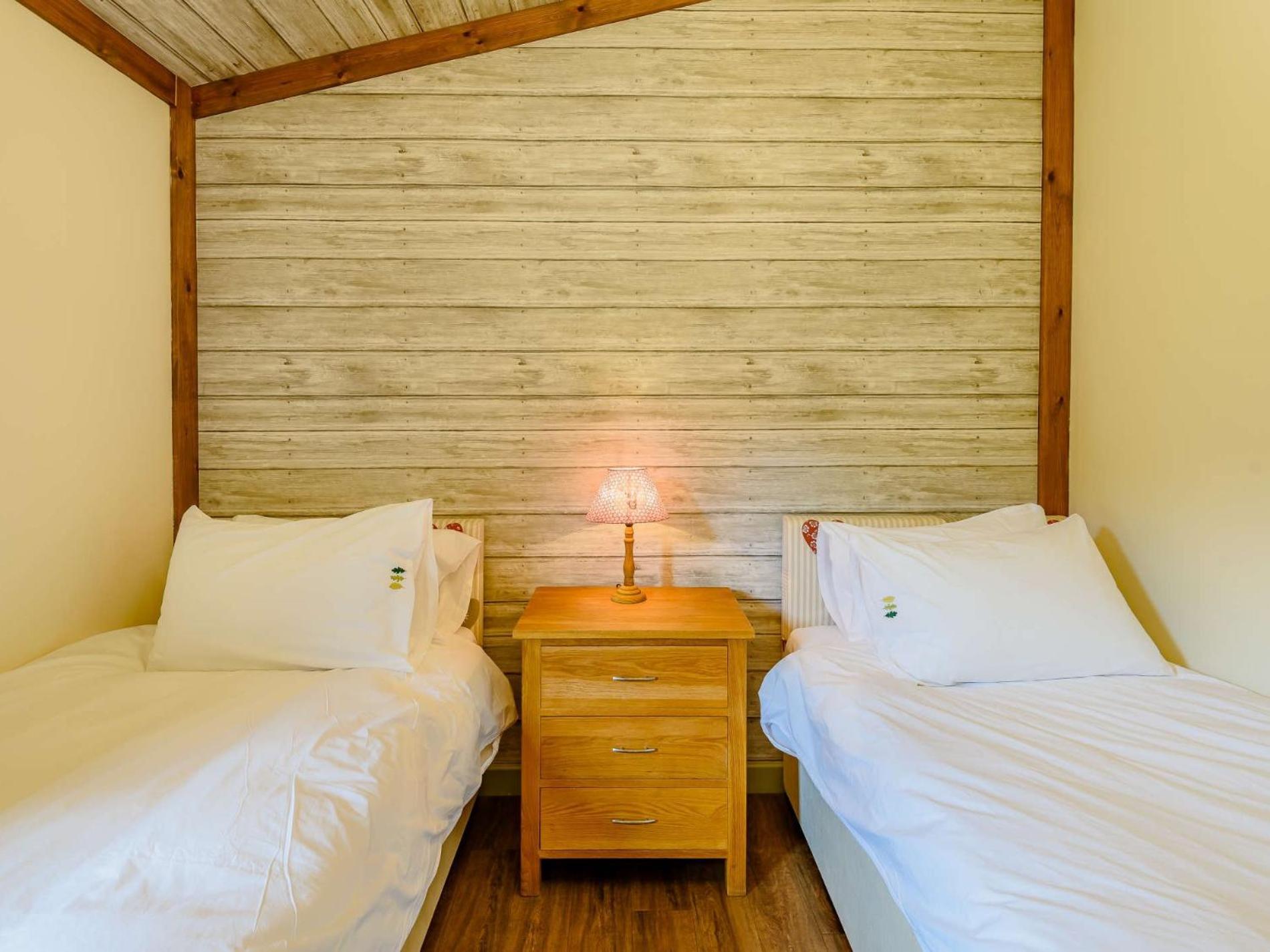 2 Bed In Sherwood Forest 88427 Bothamsall Экстерьер фото
